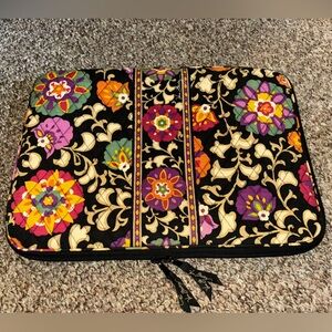 MUST GO BY 11/10!! Vera Bradley laptop case
